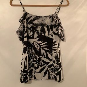 Express Black and White Palm Print Top size M Worn once in EUC